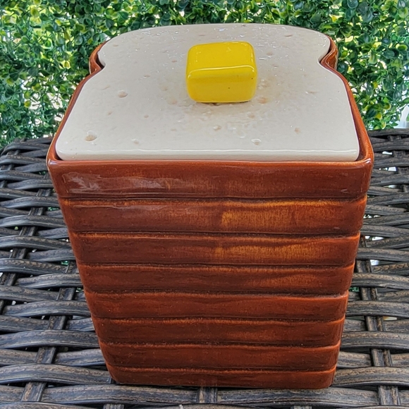 Vintage Stack Of Toast Cookie Jar With A Butter Knob. - Picture 2 of 5